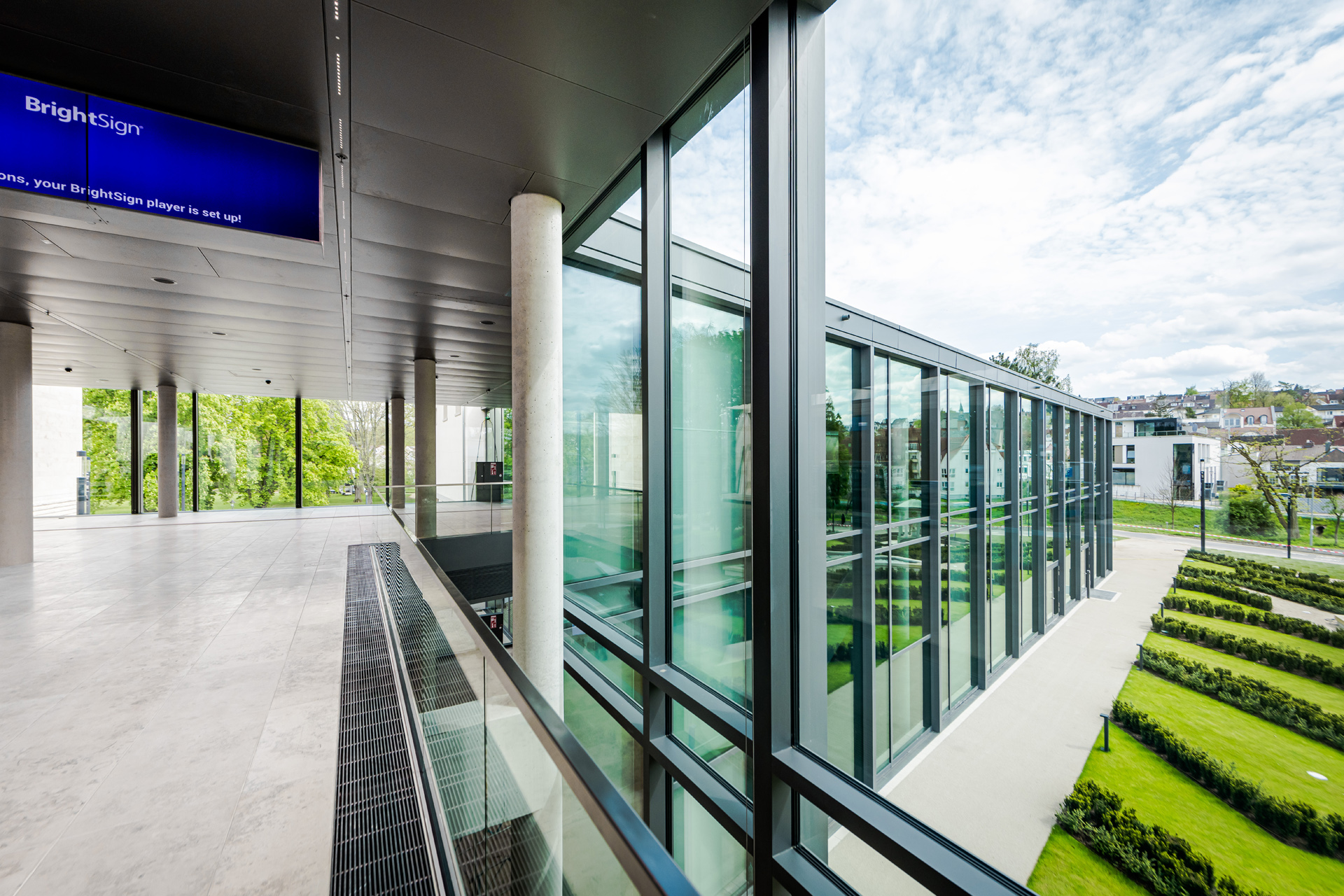 Gebrüder Schneider | Pfosten-Riegel-Fassade für Stadthalle Bad Vilbel ...